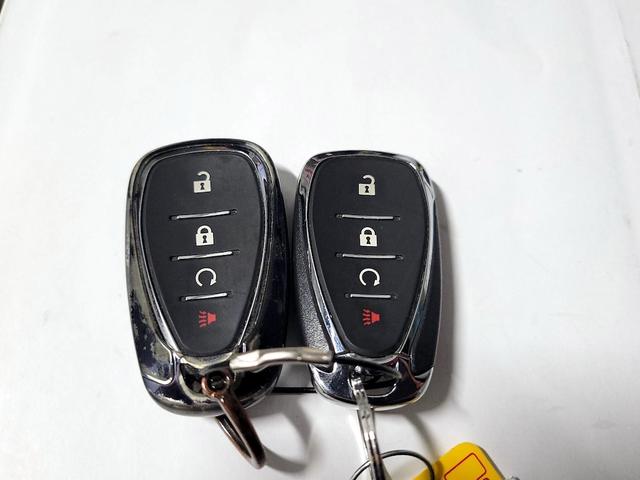 Photo of 2023 Gray Chevrolet Bolt EUV