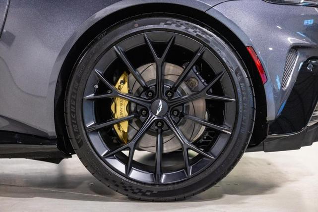 Photo of 2025 Gray Aston Martin Vantage