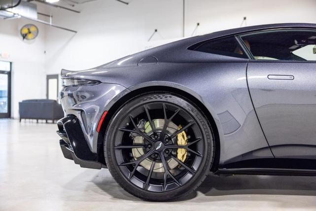 Photo of 2025 Gray Aston Martin Vantage