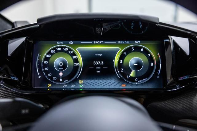 Photo of 2025 Gray Aston Martin Vantage
