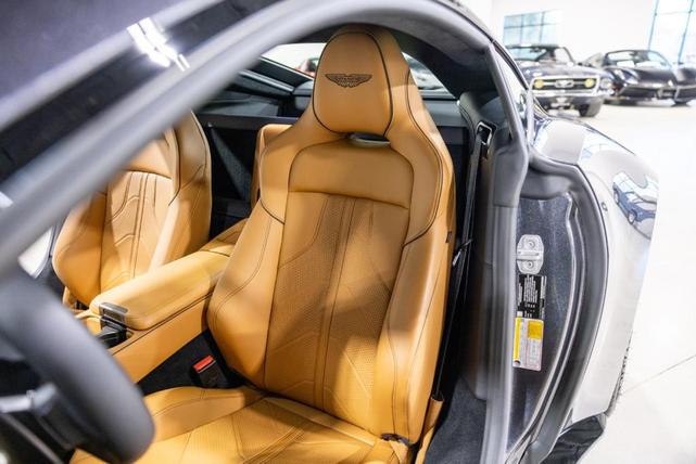 Photo of 2025 Gray Aston Martin Vantage