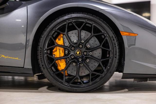 Photo of 2019 Grigio Lynx Metallic Lamborghini Huracan