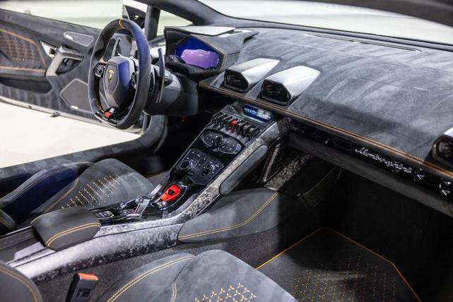 Photo of 2019 Grigio Lynx Metallic Lamborghini Huracan