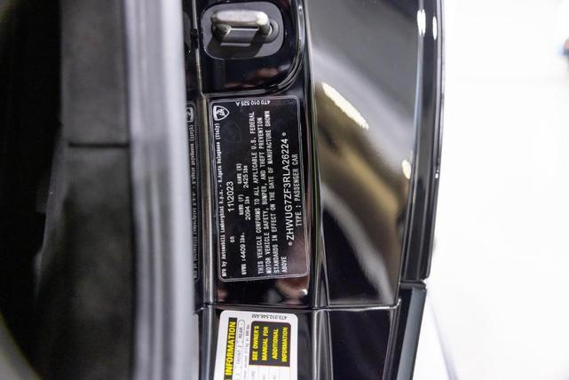 Photo of 2024 Nero Noctis Metallic Lamborghini Huracan Sterrato