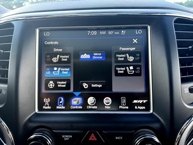 Photo of 2014 Black Jeep Grand Cherokee