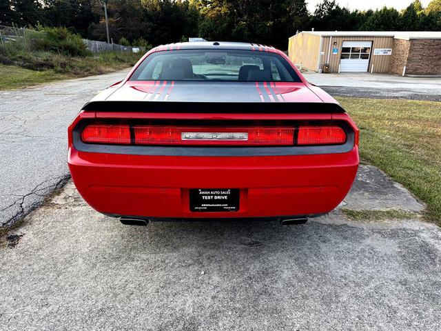 Photo of 2014 Red Dodge Challenger