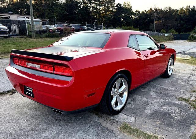 Photo of 2014 Red Dodge Challenger