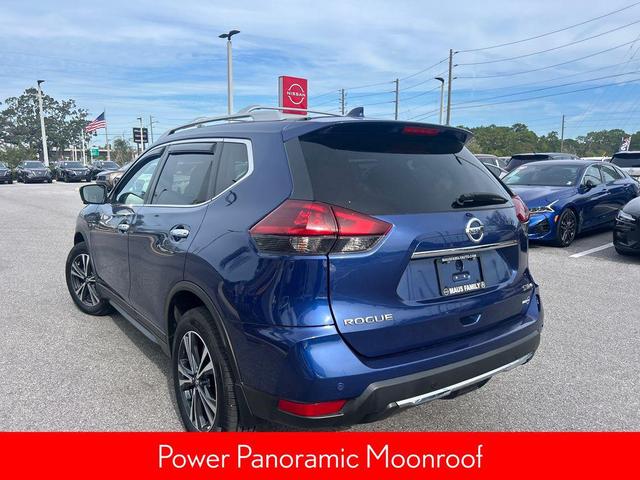 Photo of 2020 Blue Nissan Rogue