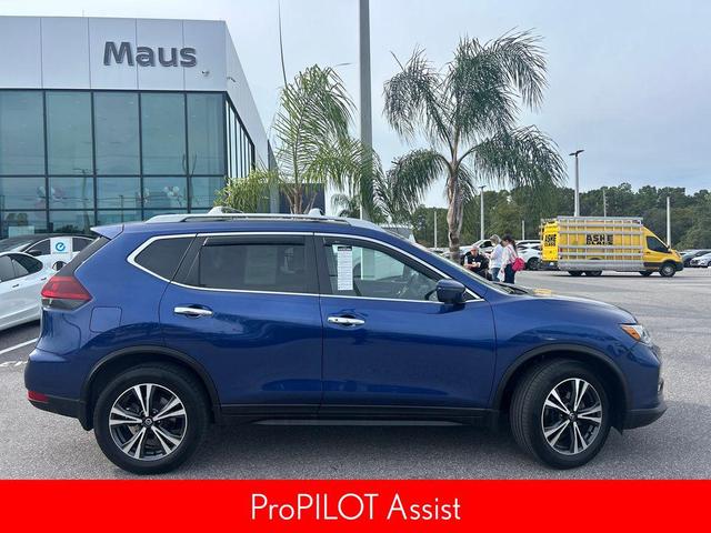 Photo of 2020 Blue Nissan Rogue