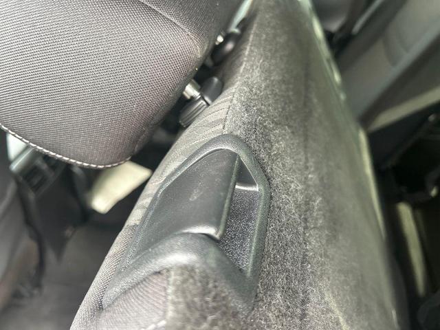 Photo of 2020 Blue Nissan Rogue