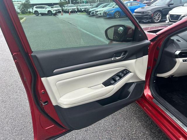 Photo of 2024 Red Nissan Altima