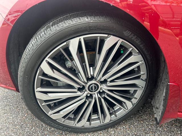 Photo of 2024 Red Nissan Altima
