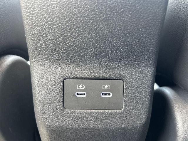 Photo of 2025 Brown Nissan Kicks