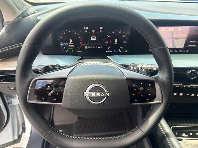 Photo of 2025 White Nissan Murano