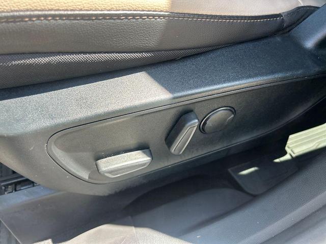 Photo of 2020 White Ford Escape
