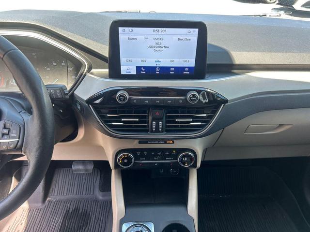Photo of 2020 White Ford Escape