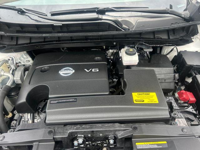 Photo of 2023 White Nissan Murano