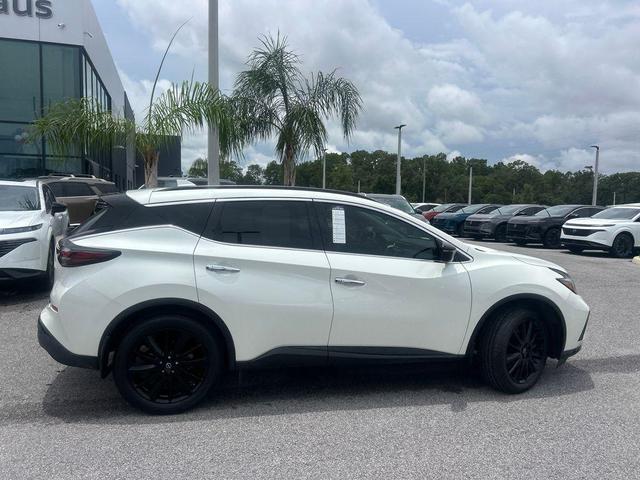 Photo of 2023 White Nissan Murano