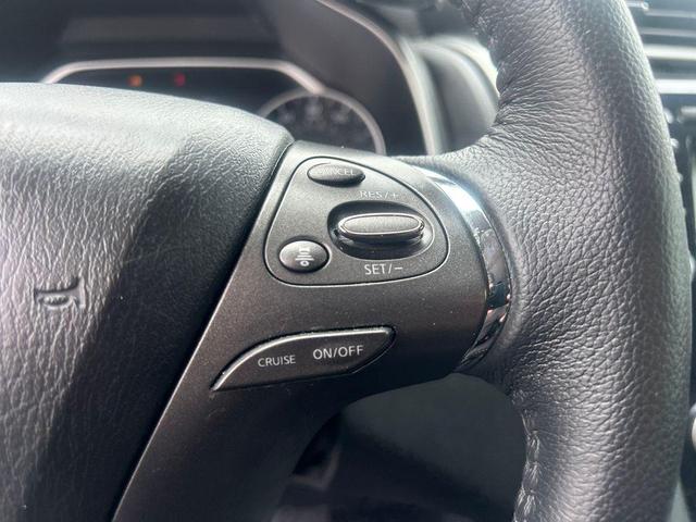Photo of 2023 White Nissan Murano