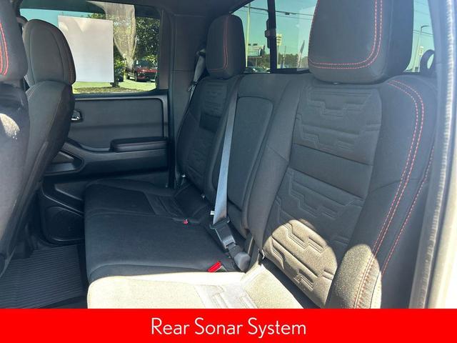 Photo of 2024 Gray Nissan Frontier