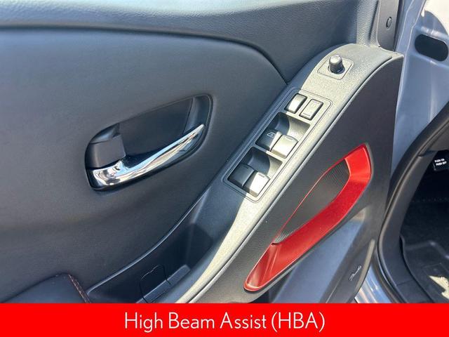 Photo of 2024 Gray Nissan Frontier