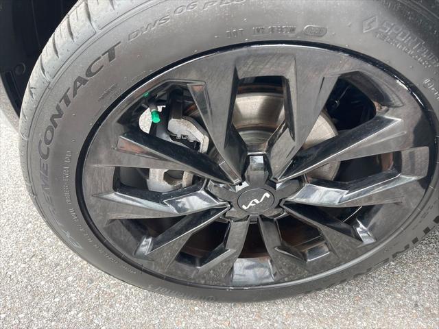 Photo of 2022 Gray Kia Sorento