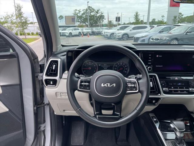 Photo of 2022 Gray Kia Sorento