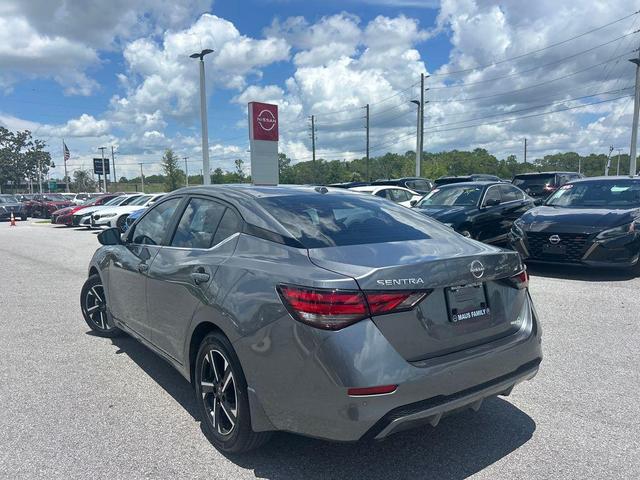 Photo of 2025 Gray Nissan Sentra