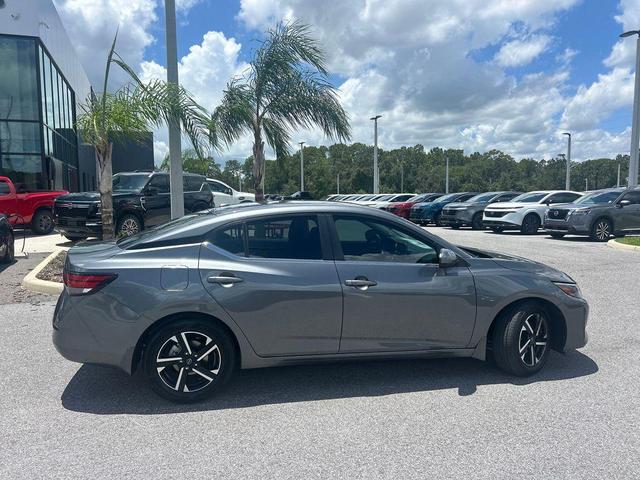 Photo of 2025 Gray Nissan Sentra