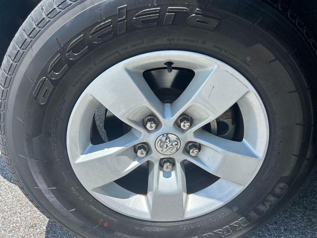 Photo of 2016 Gray RAM 1500
