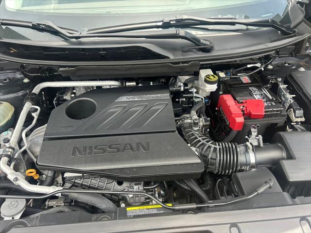 Photo of 2023 Black Nissan Rogue