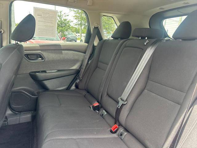Photo of 2023 Black Nissan Rogue