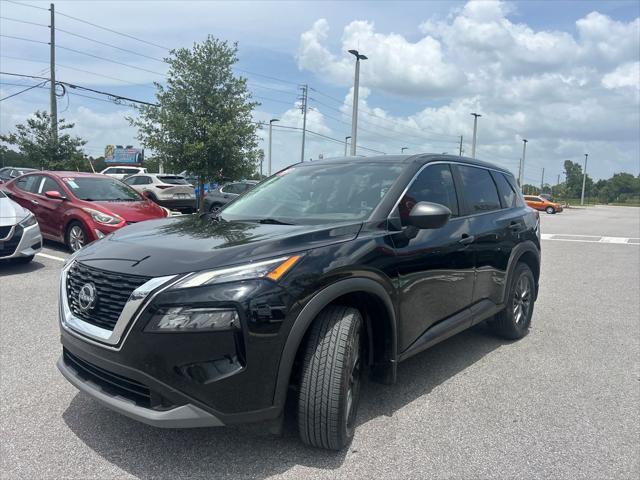 Photo of 2023 Black Nissan Rogue