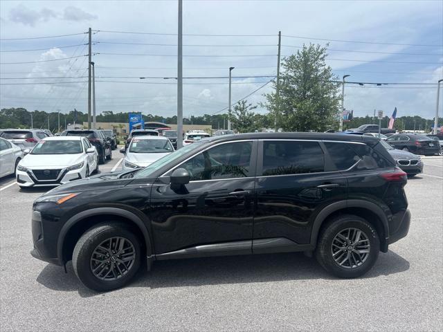 Photo of 2023 Black Nissan Rogue