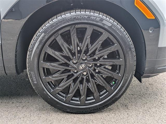 Photo of 2024 Hampton Gray Hyundai SANTA FE