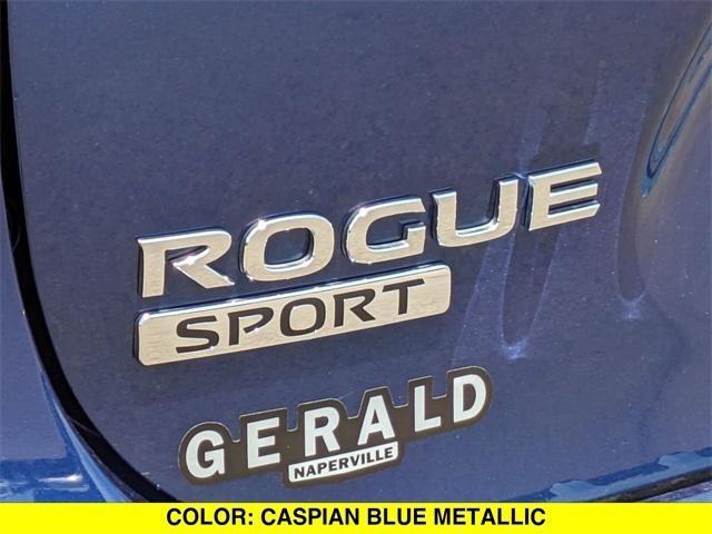 Photo of 2022 Caspian Blue Metallic Nissan Rogue Sport