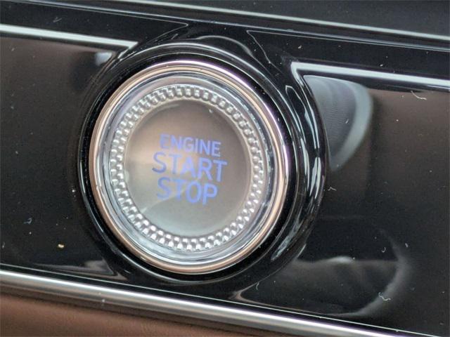 Photo of 2026 Uyuni White Genesis GV70
