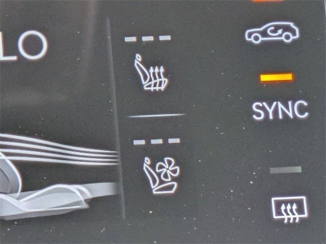 Photo of 2026 Uyuni White Genesis GV70