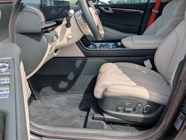 Photo of 2025 Makalu Gray Genesis GV80 Coupe