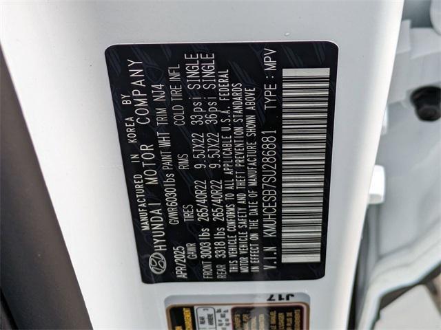 Photo of 2025 Alta White Genesis GV80