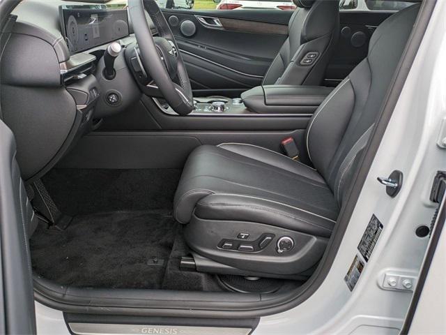 Photo of 2025 Alta White Genesis GV80