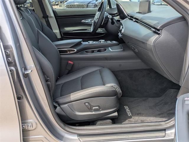 Photo of 2025 Savile Silver Genesis GV70