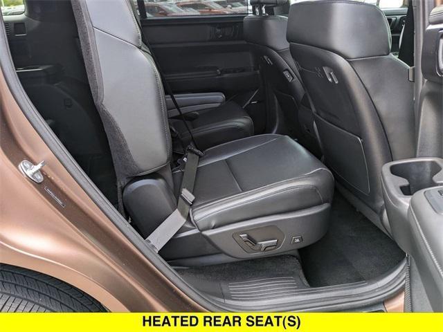 Photo of 2024 Earthy Brass Matte Hyundai SANTA FE