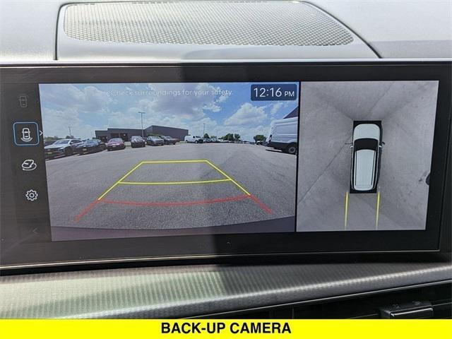 Photo of 2024 Earthy Brass Matte Hyundai SANTA FE