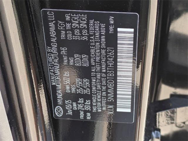 Photo of 2026 Vik Black Genesis GV70