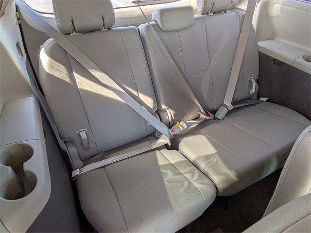 Photo of 2020 Salsa Red Pearl Toyota Sienna