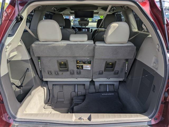 Photo of 2020 Salsa Red Pearl Toyota Sienna