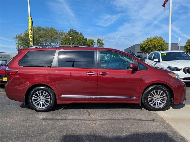 Photo of 2020 Salsa Red Pearl Toyota Sienna
