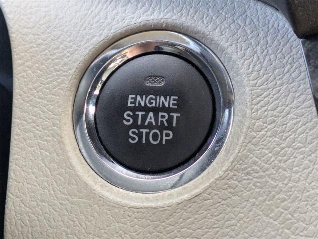 Photo of 2020 Salsa Red Pearl Toyota Sienna