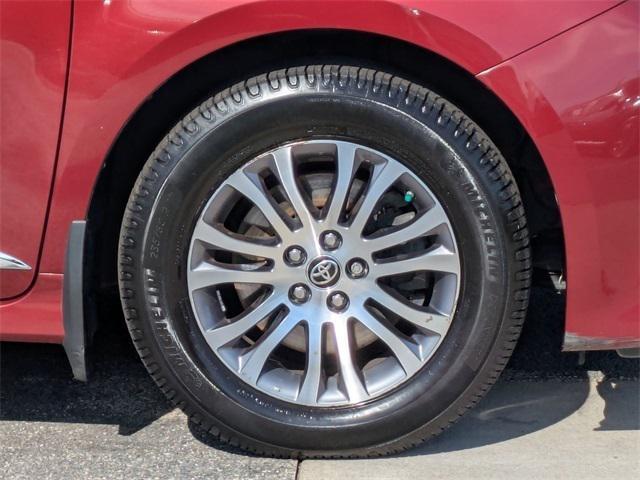 Photo of 2020 Salsa Red Pearl Toyota Sienna